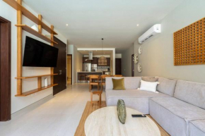 VISTA VELA 3 with 3BR/3Bath Condo